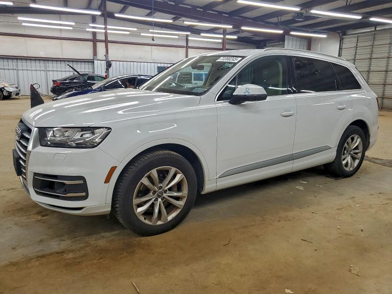 Фото 1 - AUDI Q7