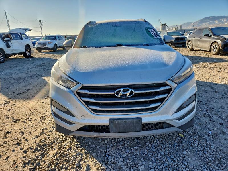 Фото 5 - HYUNDAI TUCSON