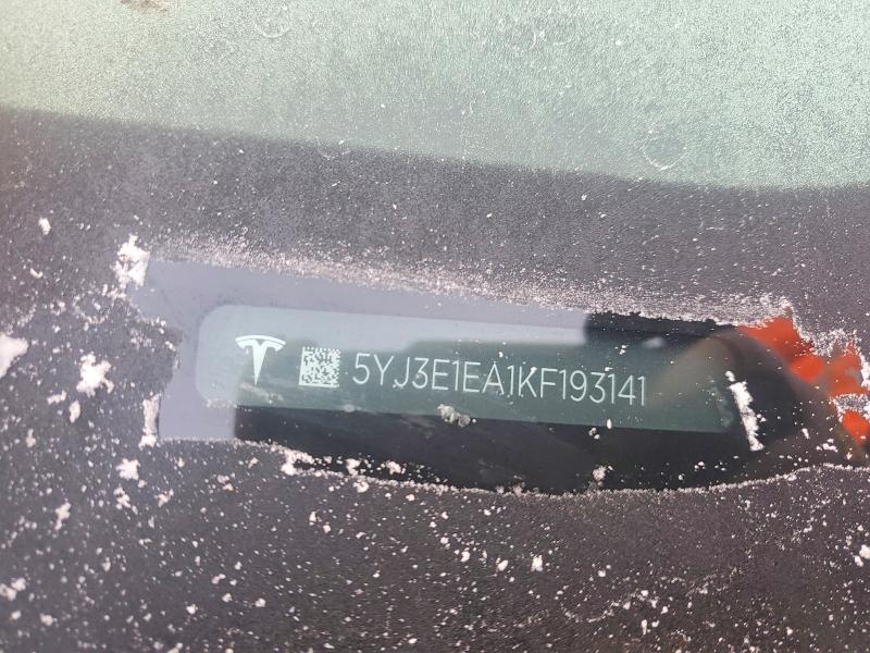 Фото 12 - TESLA MODEL 3