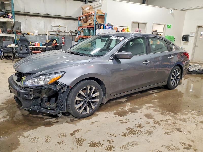 Фото 1 - NISSAN ALTIMA