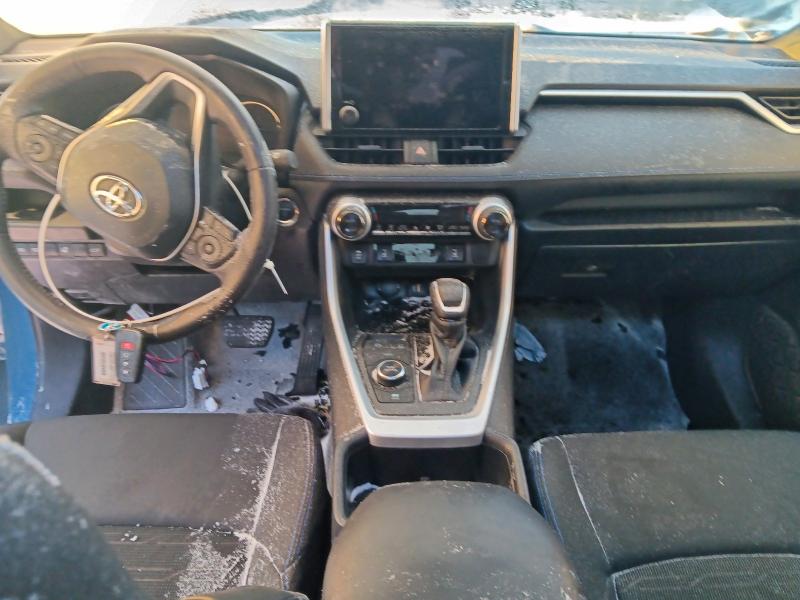 Фото 8 - TOYOTA RAV4