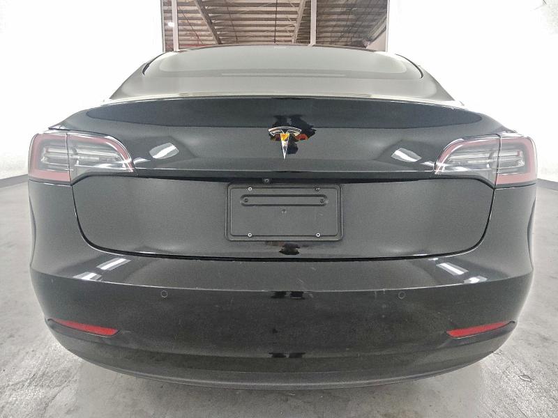 Фото 6 - TESLA MODEL 3