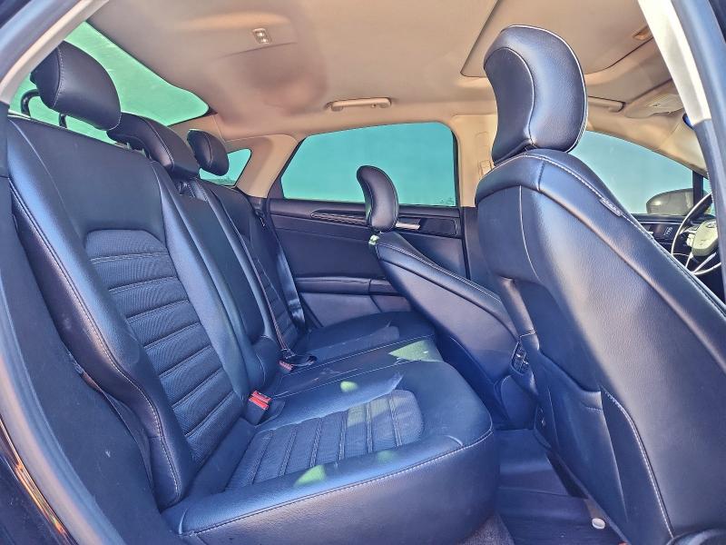 Фото 10 - FORD FUSION