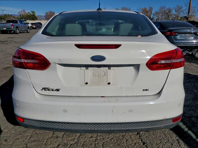 Фото 6 - FORD FOCUS