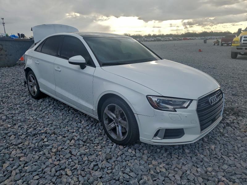 Фото 4 - AUDI A3