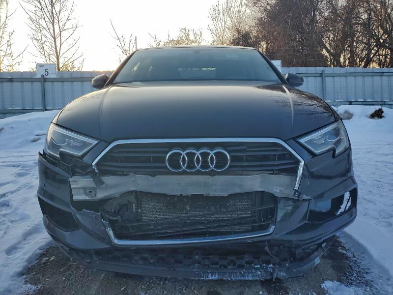 Фото 5 - AUDI A3