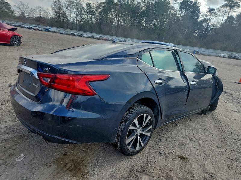 Фото 3 - NISSAN MAXIMA