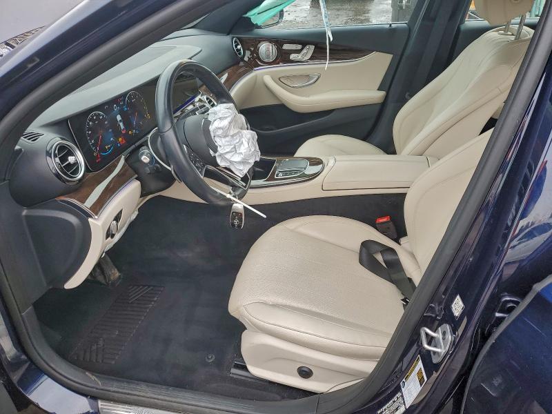 Фото 7 - MERCEDES-BENZ E-CLASS