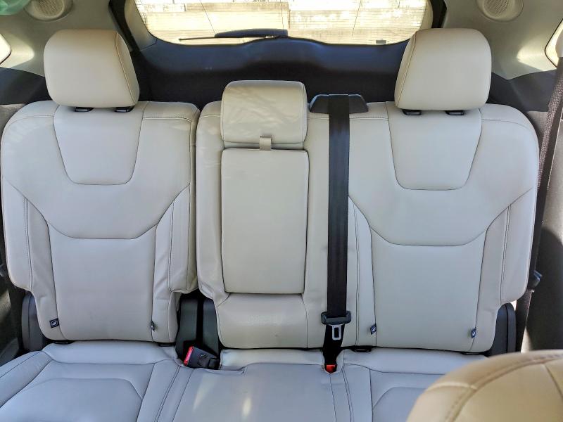 Фото 10 - FORD EDGE