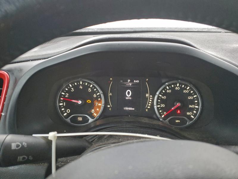 Фото 9 - JEEP RENEGADE