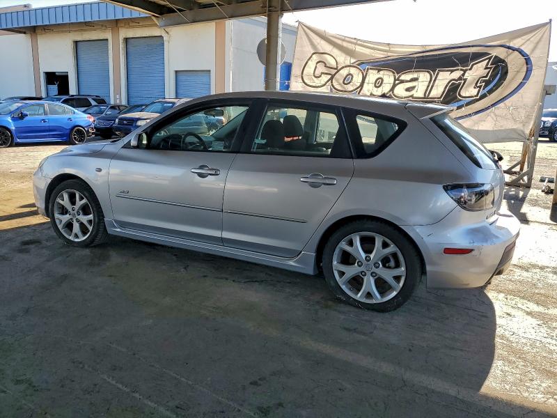 Фото 2 - MAZDA 3