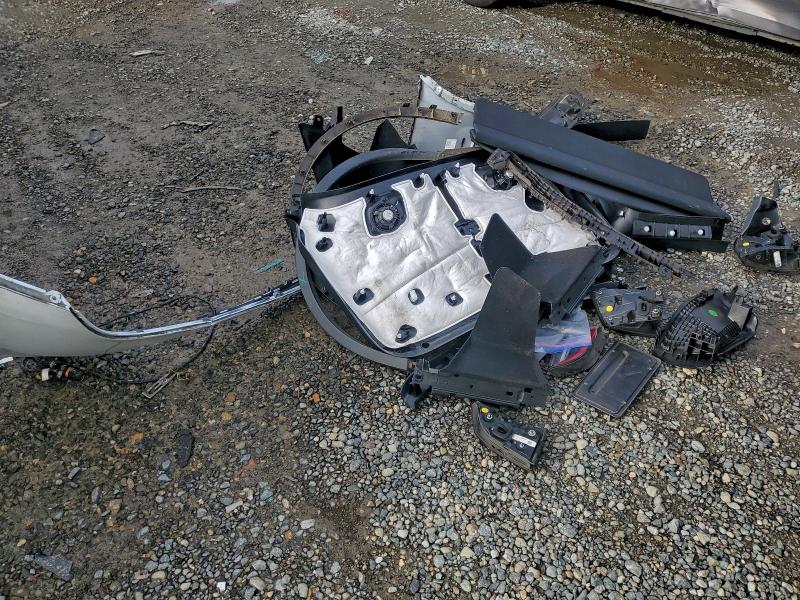 Фото 13 - TESLA MODEL Y