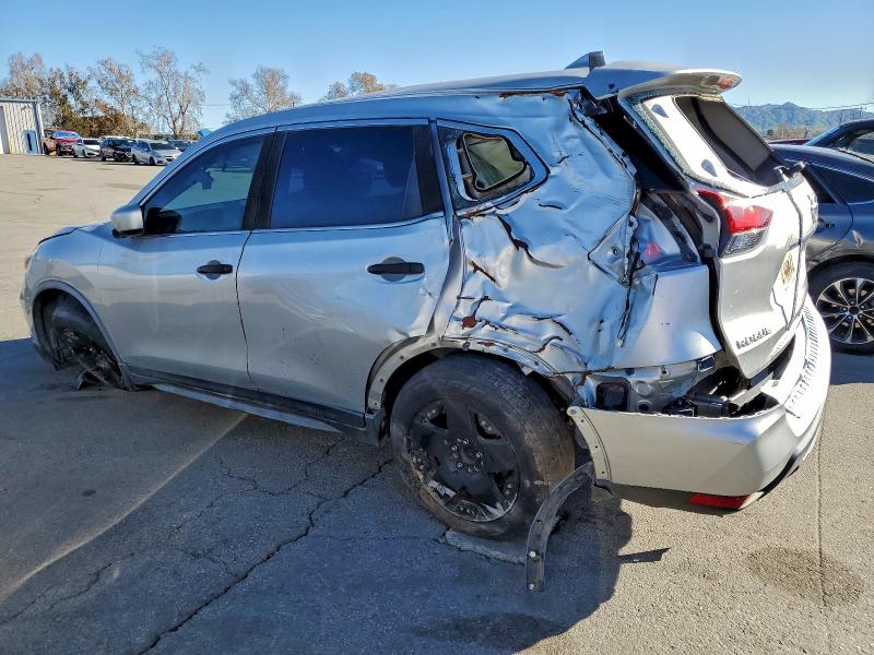 Фото 2 - NISSAN ROGUE