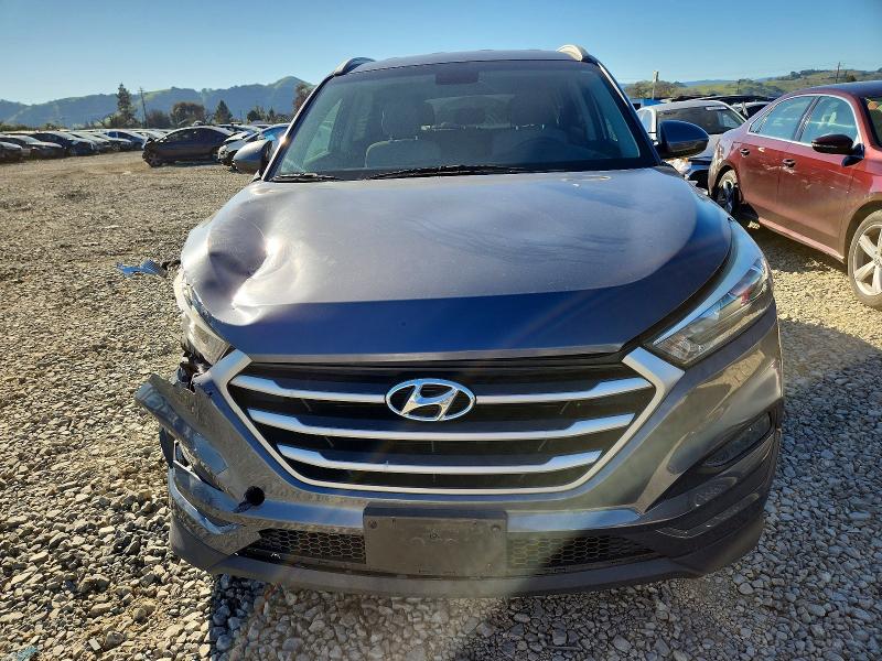 Фото 5 - HYUNDAI TUCSON