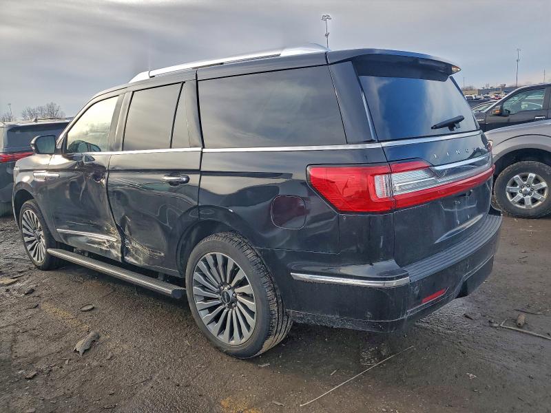 Фото 2 - LINCOLN NAVIGATOR