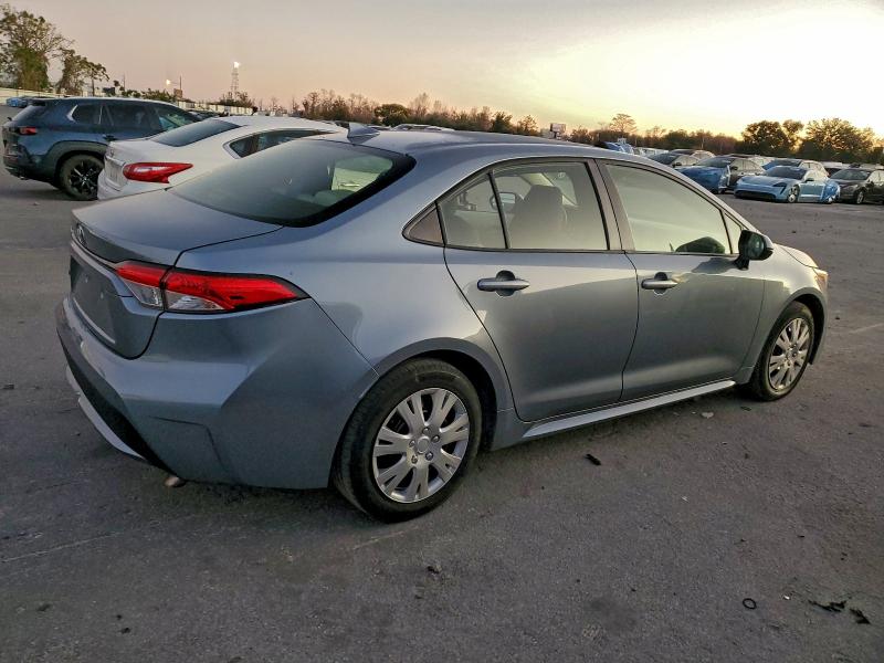 Фото 3 - TOYOTA COROLLA