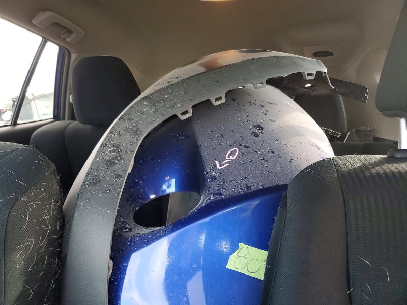 Фото 10 - TOYOTA RAV4