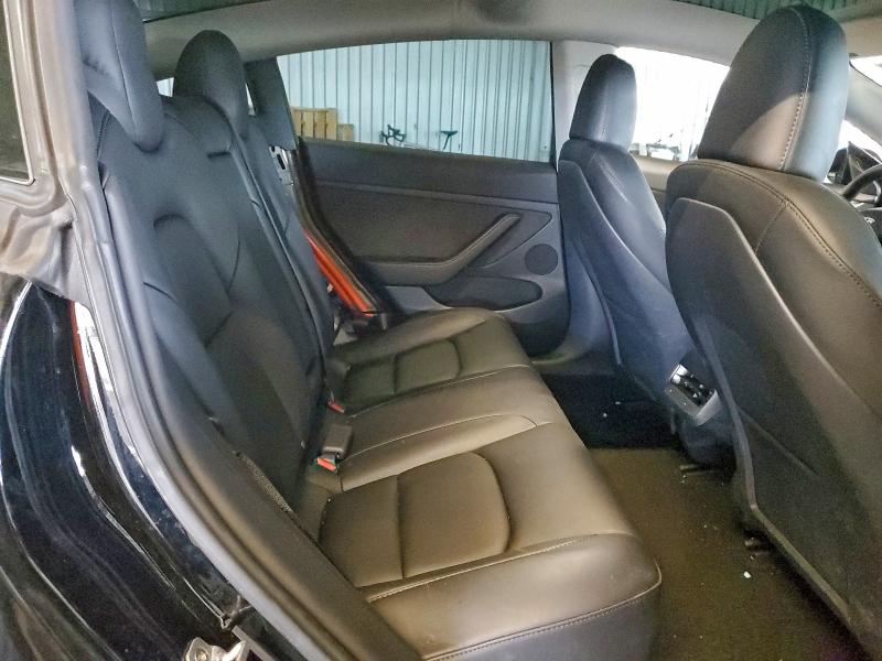 Фото 10 - TESLA MODEL 3