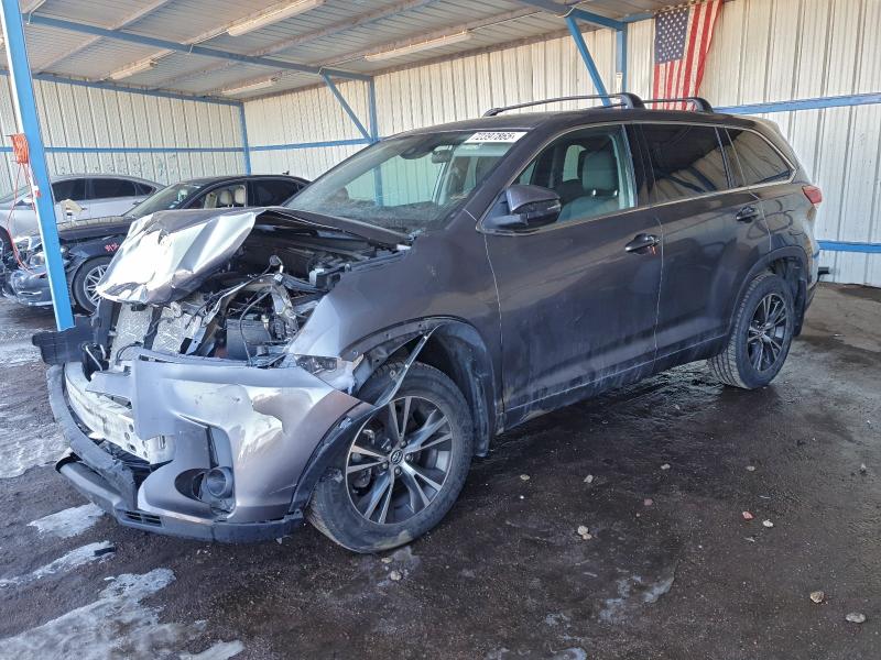 Фото 1 - TOYOTA HIGHLANDER