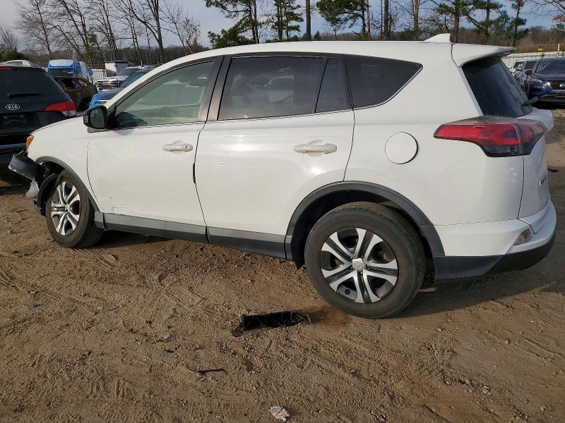 Фото 2 - TOYOTA RAV4