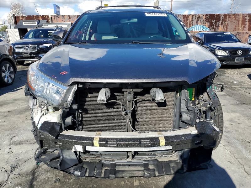 Фото 5 - TOYOTA HIGHLANDER