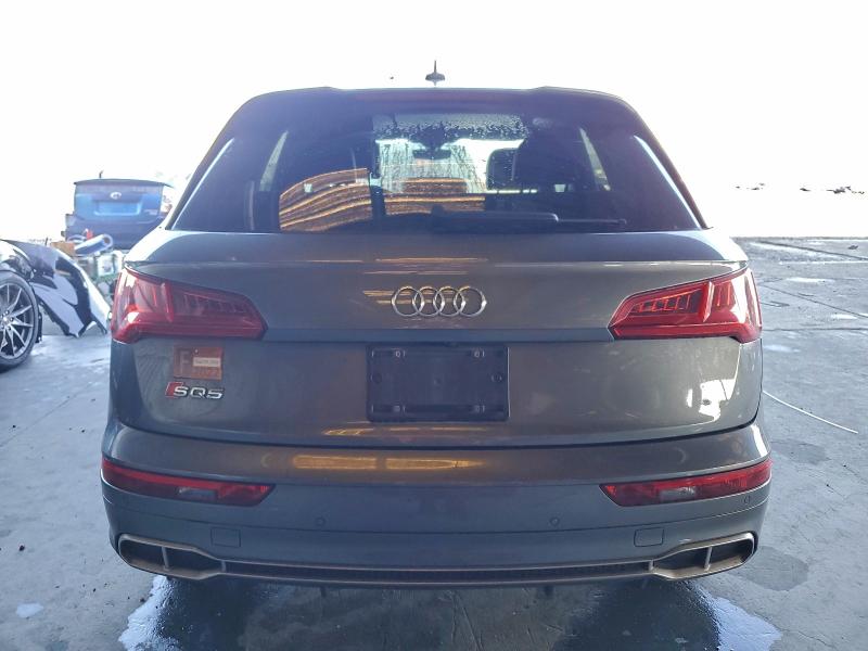 Фото 6 - AUDI SQ5