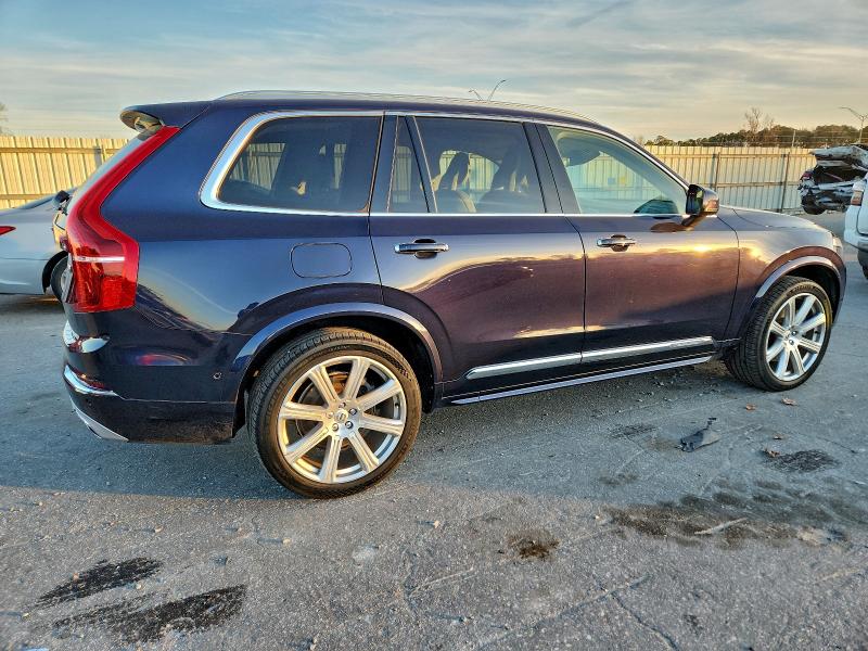 Фото 3 - VOLVO XC90