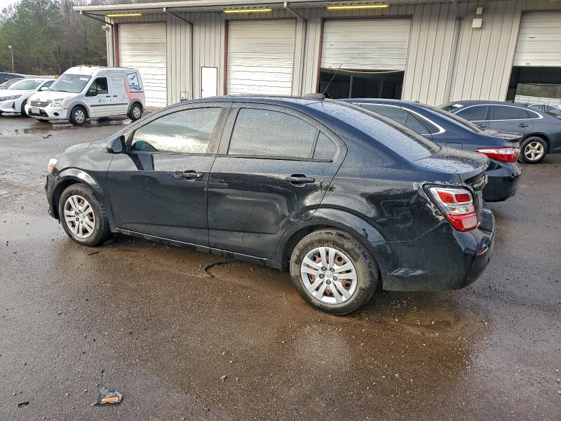 Фото 2 - CHEVROLET SONIC