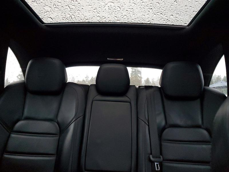 Фото 10 - PORSCHE CAYENNE