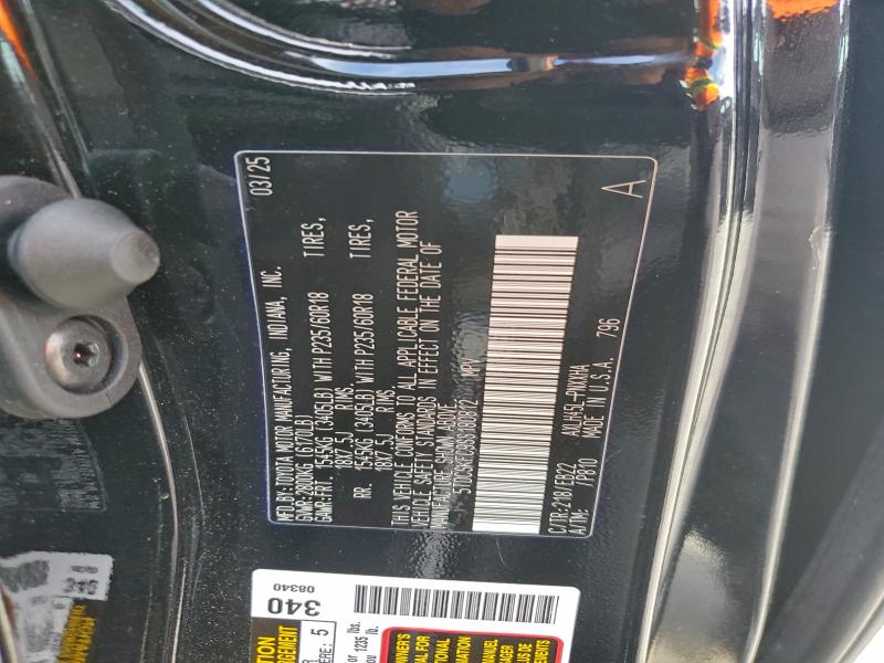 Фото 13 - TOYOTA SIENNA