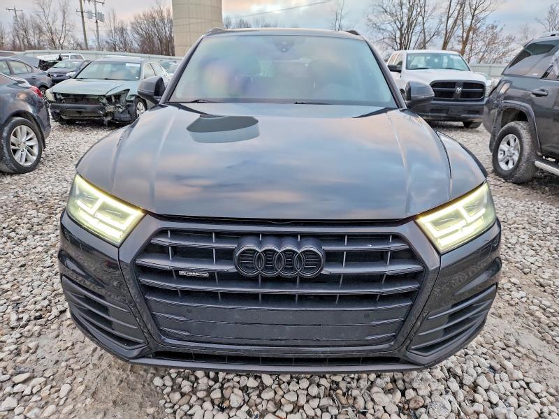 Фото 5 - AUDI Q5