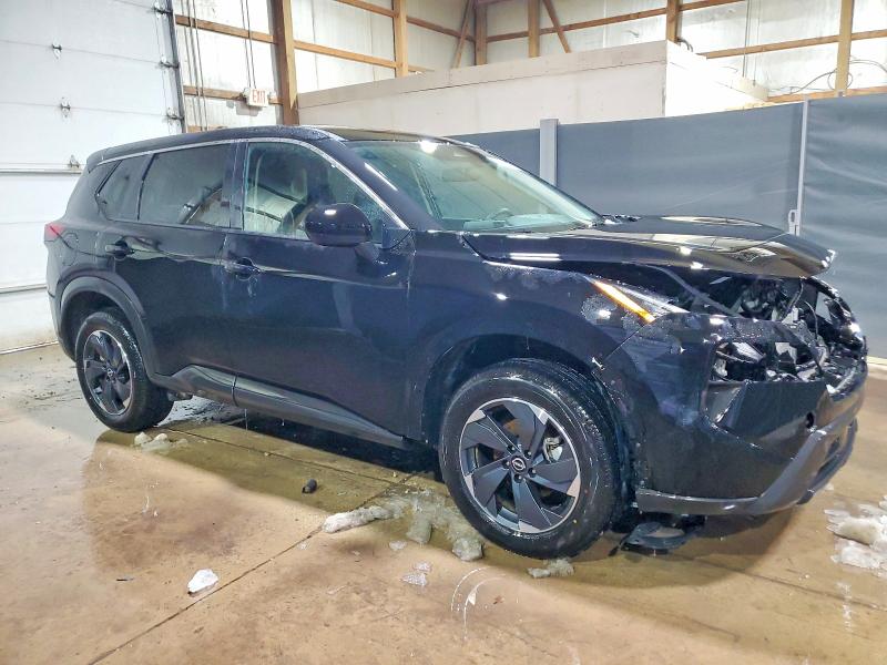 Фото 4 - NISSAN ROGUE