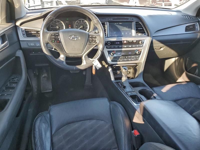 Фото 8 - HYUNDAI SONATA