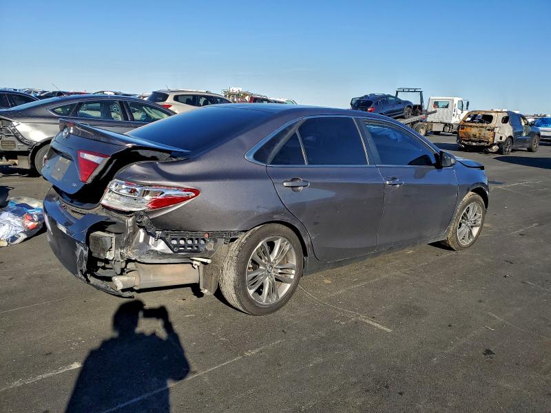 Фото 3 - TOYOTA CAMRY