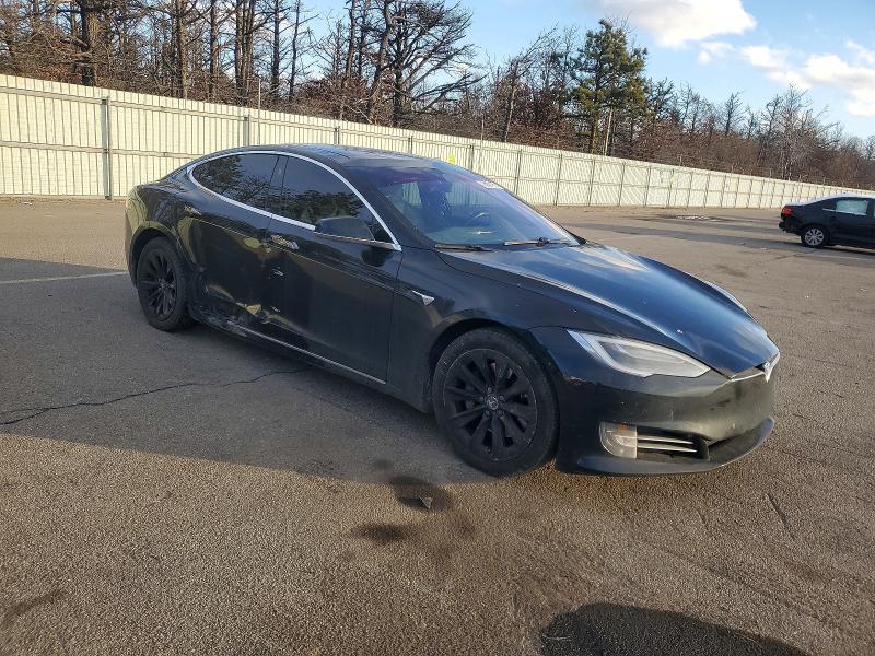 Фото 4 - TESLA MODEL S