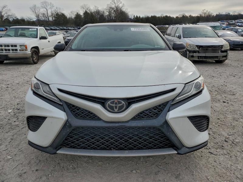 Фото 5 - TOYOTA CAMRY