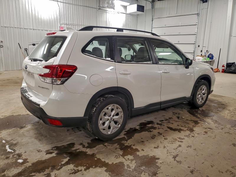 Фото 3 - SUBARU FORESTER