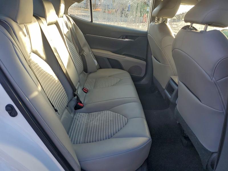 Фото 10 - TOYOTA CAMRY