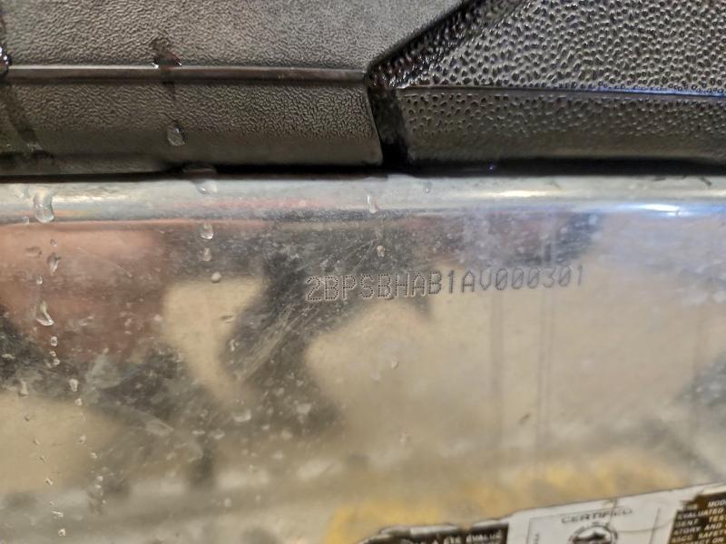 SKI-DOO SNOWMOBILE 2010