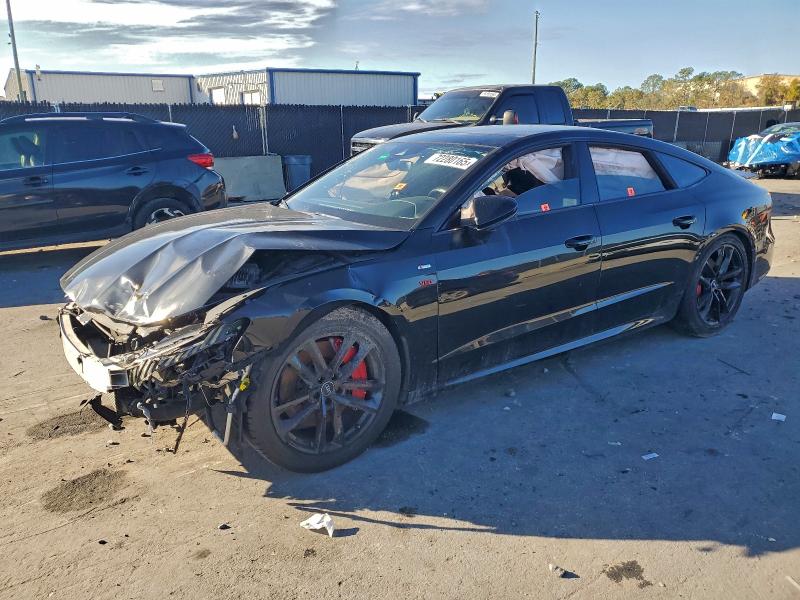 Фото 1 - AUDI A7