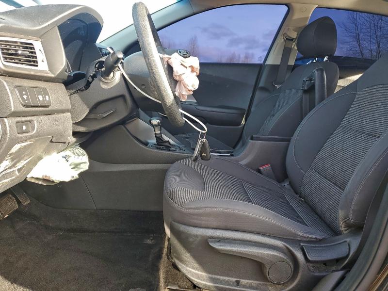 Фото 7 - KIA NIRO