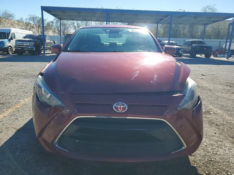 Фото 5 - TOYOTA YARIS