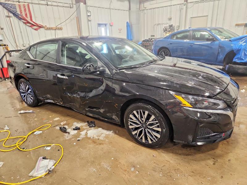 Фото 4 - NISSAN ALTIMA