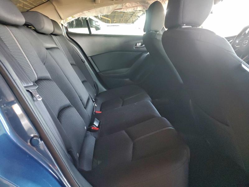 Фото 10 - MAZDA 3