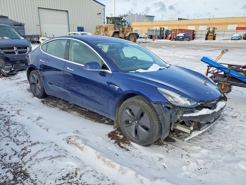 Фото 4 - TESLA MODEL 3