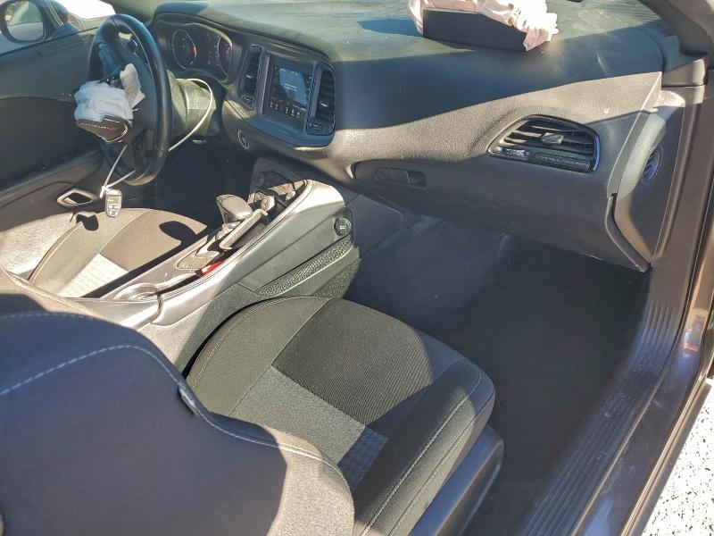 Фото 8 - DODGE CHALLENGER