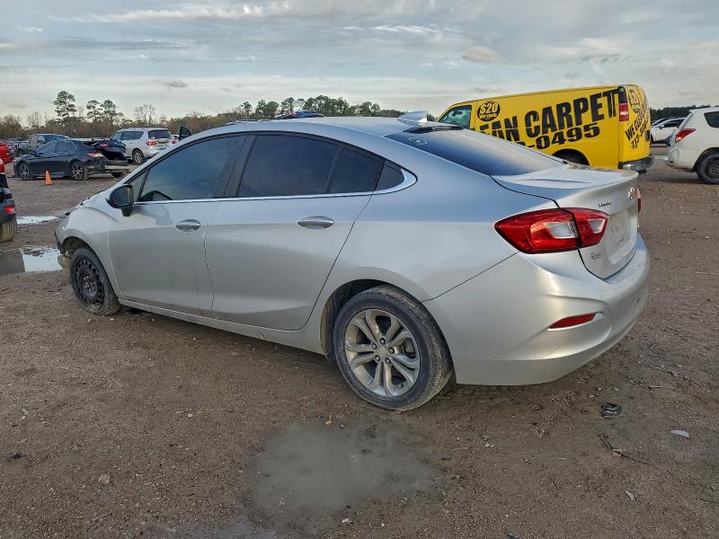 Фото 2 - CHEVROLET CRUZE