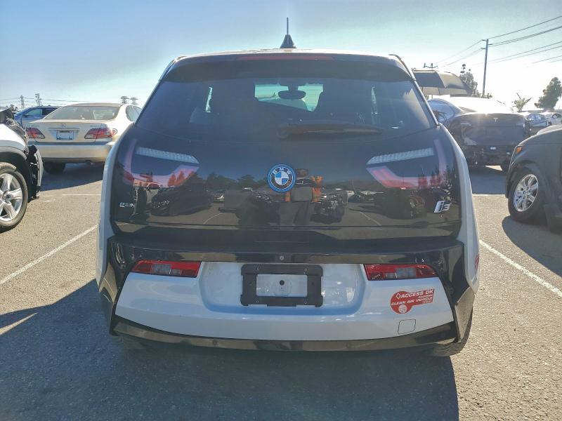 Фото 6 - BMW I SERIES