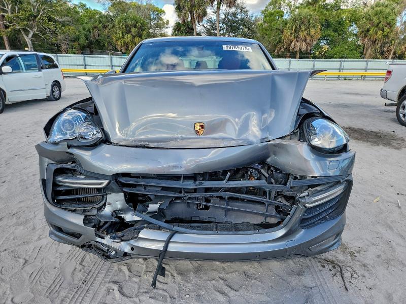 Фото 5 - PORSCHE CAYENNE