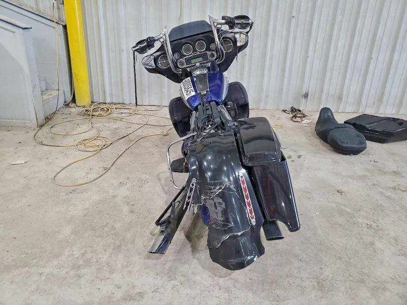 HARLEY-DAVIDSON FL 2006